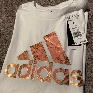 Adidas T-shirt